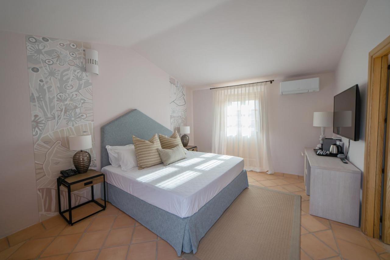 Hotel Borgo Smeraldo 아르자케나 외부 사진