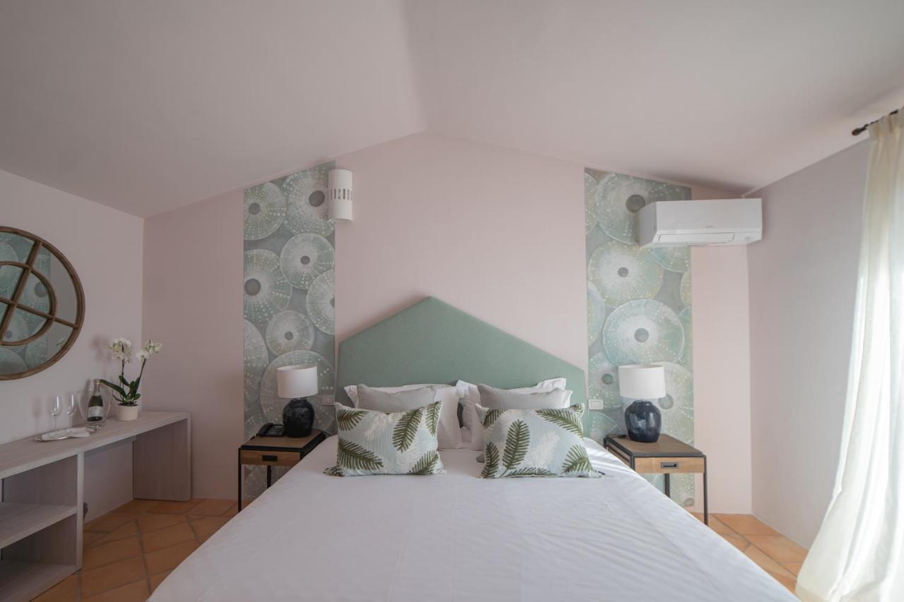Hotel Borgo Smeraldo 아르자케나 외부 사진