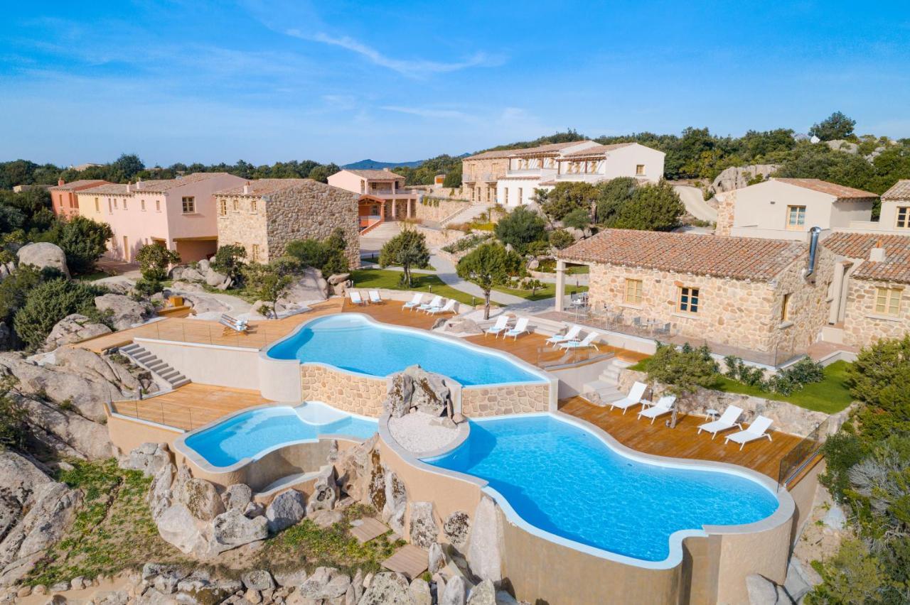 Hotel Borgo Smeraldo 아르자케나 외부 사진