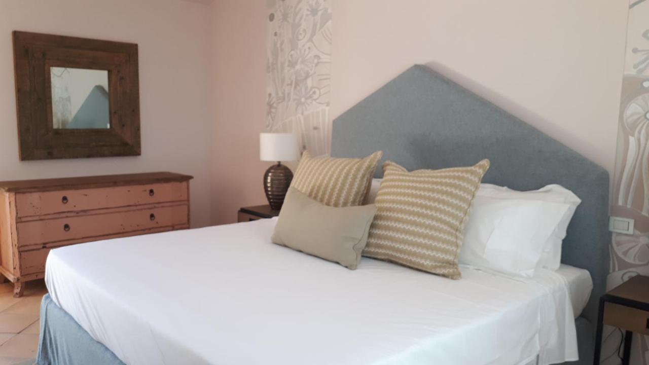 Hotel Borgo Smeraldo 아르자케나 외부 사진