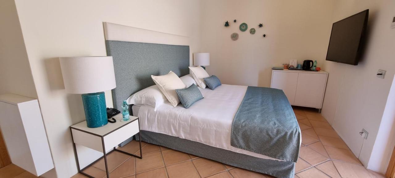 Hotel Borgo Smeraldo 아르자케나 외부 사진