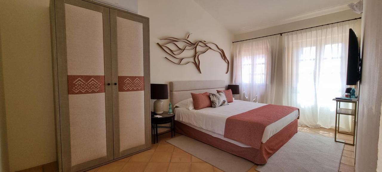 Hotel Borgo Smeraldo 아르자케나 외부 사진